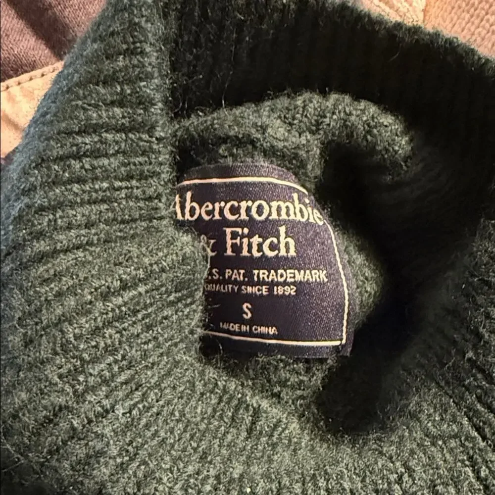 ABERCROMBIE AND FITCH Dark Green ribbed classic Turtleneck Sweater S